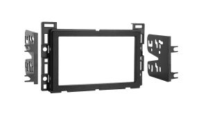 Consola para CHEVROLET COBALT  05'-10' / EQUINOX 05'-06' HHR 06'-10' / MALIBU 04'-10' modelo 95-3302 marca METRA