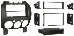 Consola para MAZDA 2 marca METRA modelo 99-7518B 