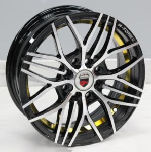 Juego de aros marca VARELOX Wheels  modelo D7004  black+gold - 14"x5.5" - 4x100 (8h)