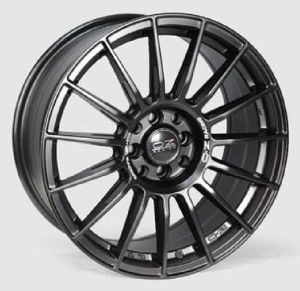Juego de aros VARELOX Wheels  modelo FF-DM DX587  matt black+mill - 17"x7.5" - 8H (4x114.3)