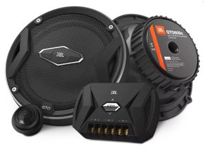 Juego de componentes de 6.5" marca JBL modelo GTO-609C