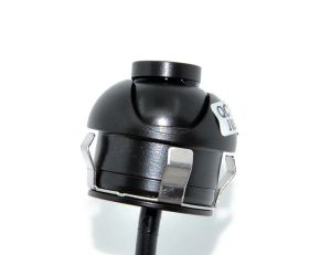 Camara de retroceso universal marca OZ TUNING modelo OZ-05 con lente regulable