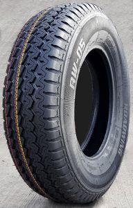Llanta marca ROADWING  modelo RW-05  (8PR) 88Q TL  medida 155 R12C