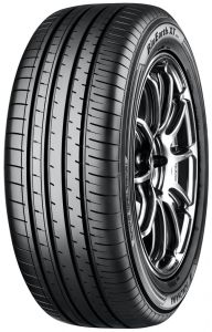 Llanta marca YOKOHAMA  modelo BluEarth XT AE61  (94V) TL  medida 215/55 R17